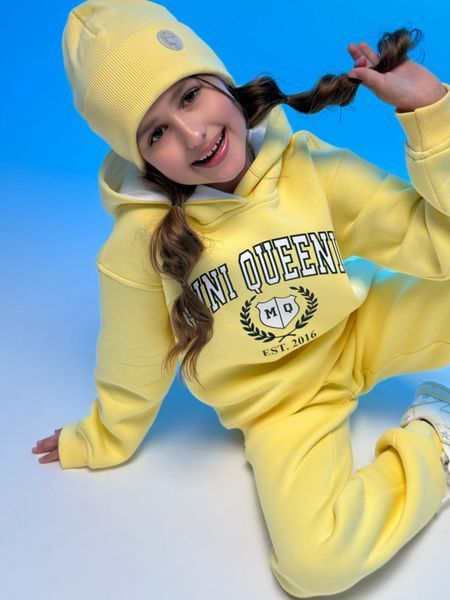 Спортивний костюм Емілі з накаткою для дівчинки &mdash; Mini Queenie