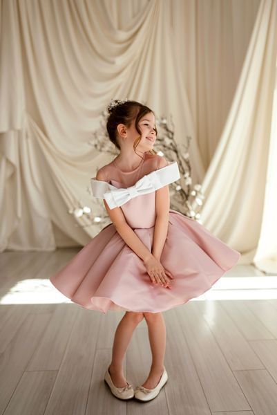 Сукня Грейс пудра для дівчинки &mdash; Mini Queenie