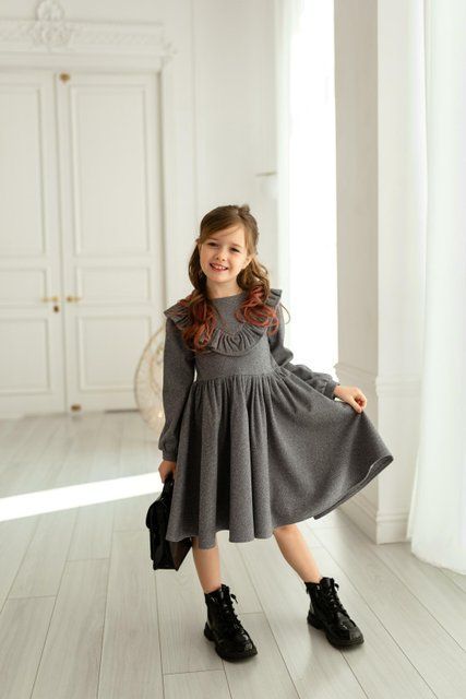 Сукня Шері сіра для дівчинки &mdash; Mini Queenie