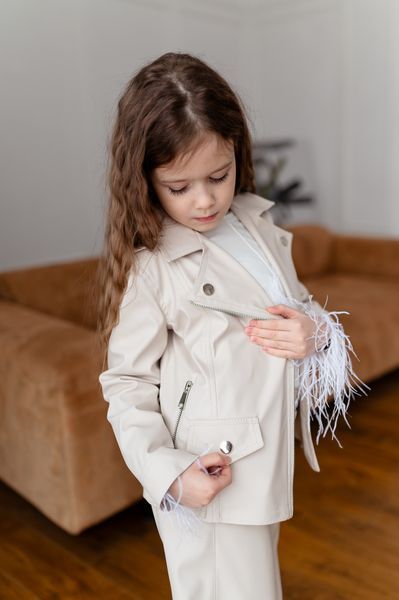 Косуха для дівчинки &mdash; Mini Queenie