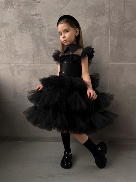 Сукня Венздей чорна для дівчинки &mdash; Mini Queenie