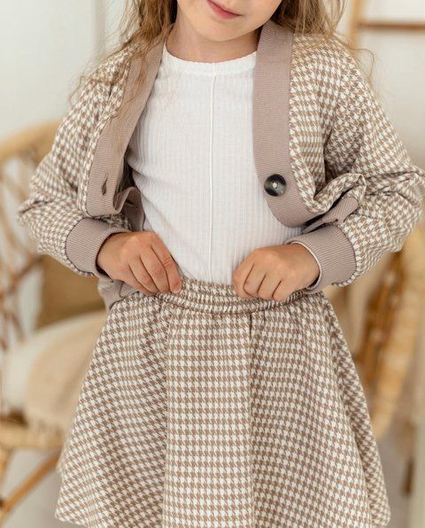 Лонгслів рубчик для дівчинки &mdash; Mini Queenie