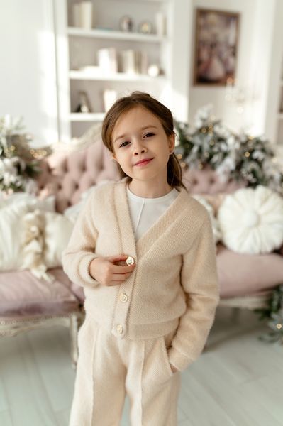 Комплект Олівія кофта та штани бежевий для дівчинки &mdash; Mini Queenie