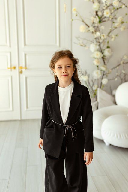 Піджак з поясом і штани палаццо для дівчинки &mdash; Mini Queenie