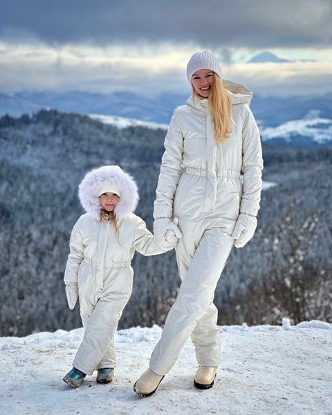 Зимовий комбінезон для дівчинки &mdash; Mini Queenie
