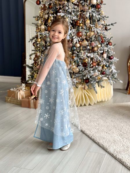 Сукня Ельза блакитна для дівчинки &mdash; Mini Queenie