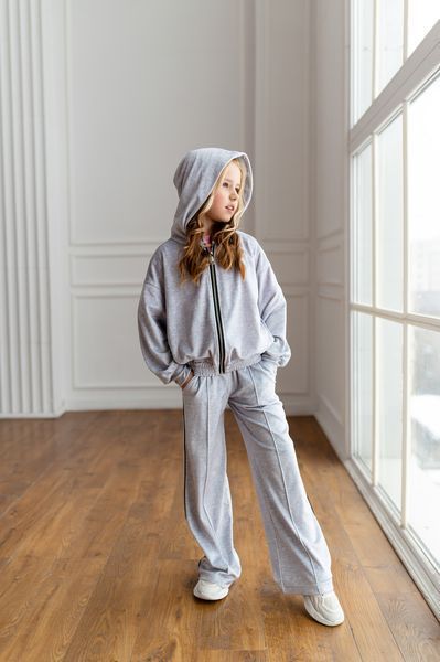 Спортивний костюм Сінті велюровий для дівчинки &mdash; Mini Queenie