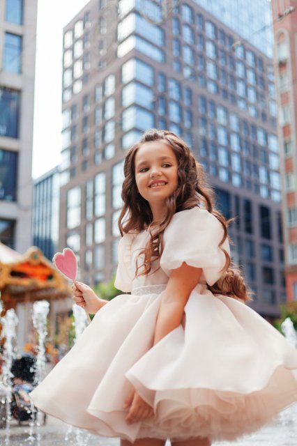 Сукня Адель для дівчинки &mdash; Mini Queenie