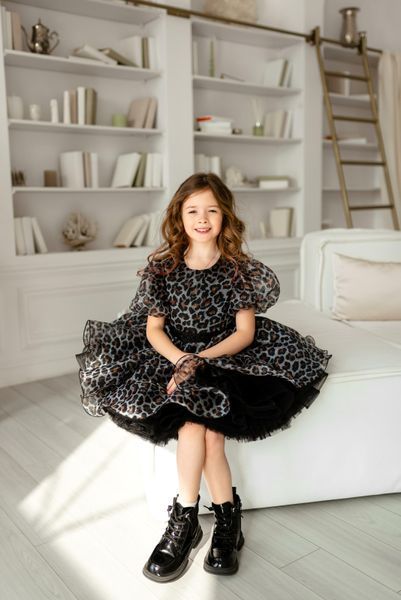 Сукня Адель чорна органза з принтом леопард для дівчинки &mdash; Mini Queenie