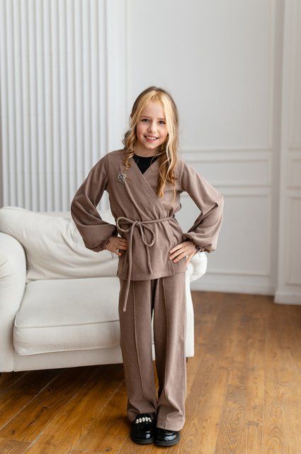 Кардиган та штани кльош для дівчинки &mdash; Mini Queenie