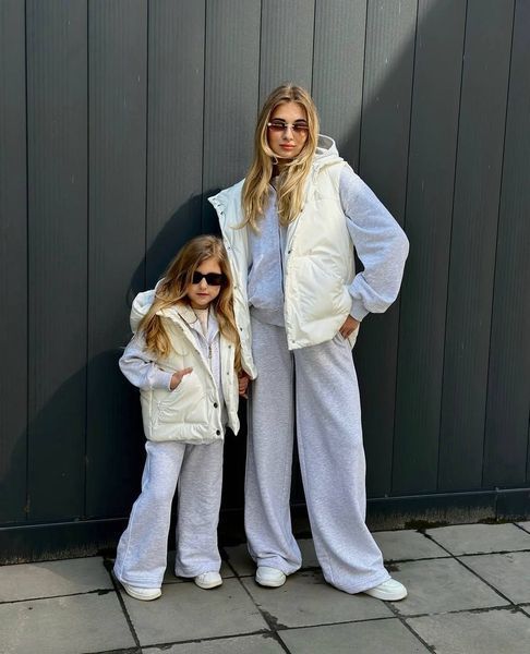 Спортивний костюм Сінті зі змійкою для дівчинки &mdash; Mini Queenie