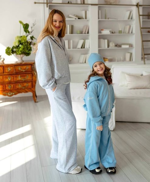Спортивний костюм Сінті зі змійкою для дівчинки &mdash; Mini Queenie