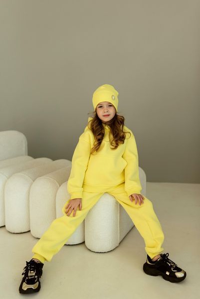 Спортивний костюм Емілі з вишивкою для дівчинки &mdash; Mini Queenie