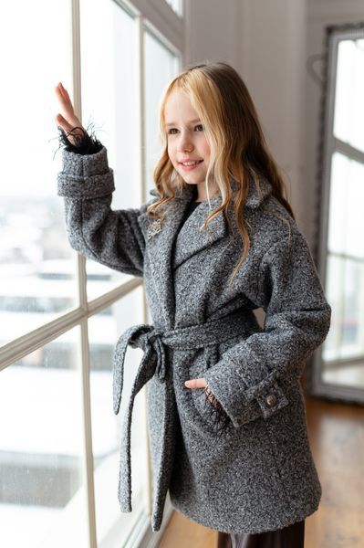 Пальто Фібі букле для дівчинки &mdash; Mini Queenie