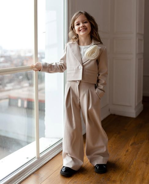 Піджак Трініті та штани палаццо бежевий для дівчинки &mdash; Mini Queenie