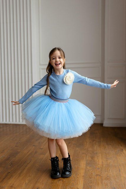 Лонгслив+спідничка фатин блакитна для дівчинки &mdash; Mini Queenie