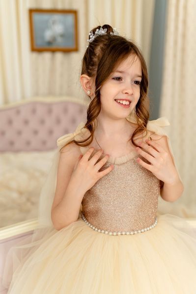 Сукня Хлоя для дівчинки &mdash; Mini Queenie