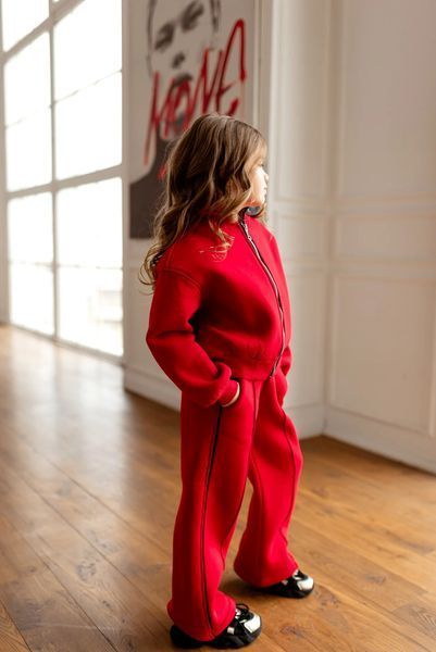 Спортивний костюм Спорт зі накаткою на спині для дівчинки &mdash; Mini Queenie