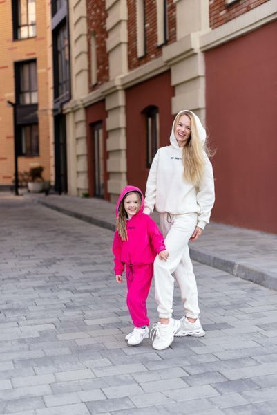 Спортивний костюм "Be Brave" для дівчинки &mdash; Mini Queenie
