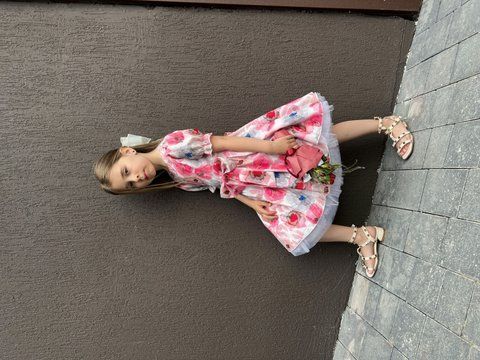 Сукня Лінда з під'юбником для дівчинки &mdash; Mini Queenie