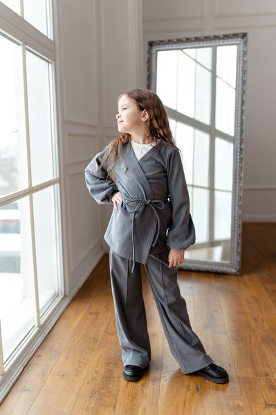 Кардиган та штани кльош для дівчинки &mdash; Mini Queenie