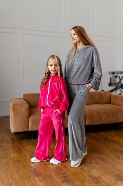 Спортивний костюм Freedom велюровий з затяжкою для дівчинки &mdash; Mini Queenie