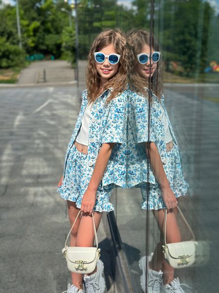 Сорочка та шорти принт для дівчинки &mdash; Mini Queenie