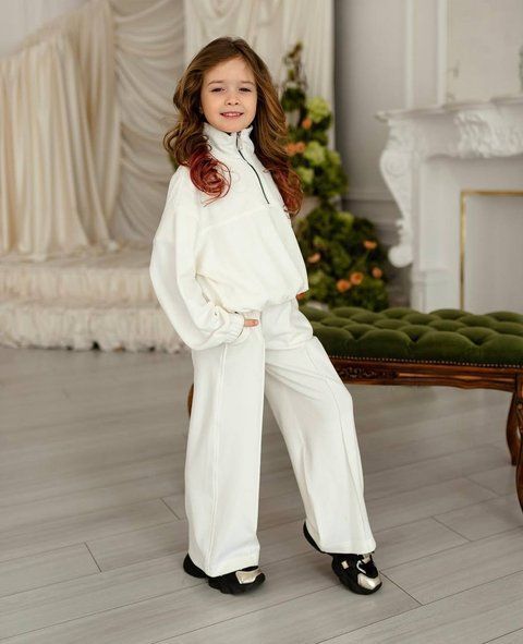 Спортивний костюм Мішель велюровий з затяжкою для дівчинки &mdash; Mini Queenie